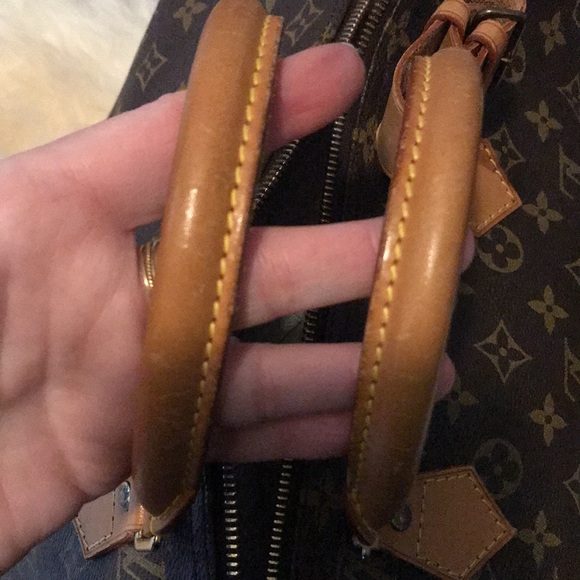 3X⭐️Host Pick⭐️ Louis Vuitton - Picture 11 of 16